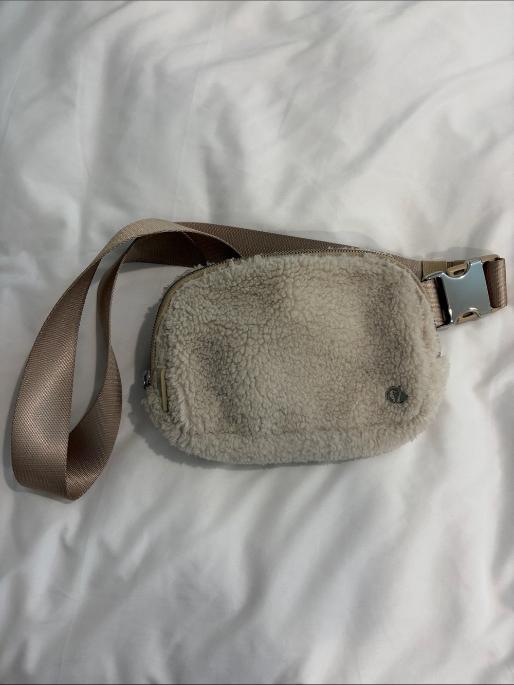 Lululemon Ivory Sherpa Belt Bag